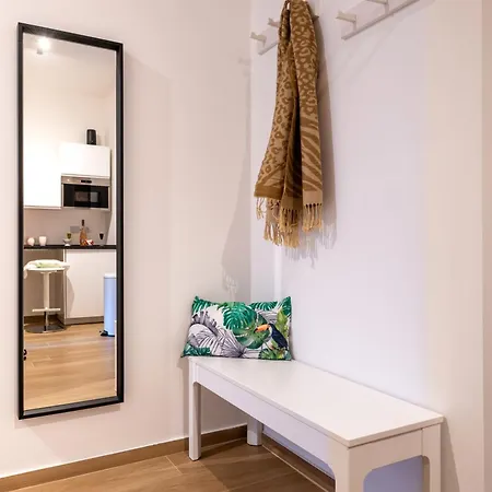 Apartment Incanto - 3 Bedroom & Free Parking Bari
